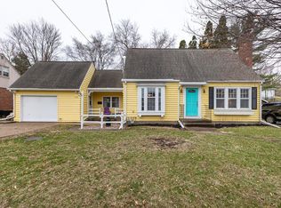1400 Curtis St, Dubuque, IA 52003