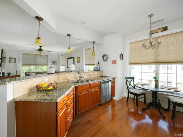 334 Regency Drive, Fishkill, NY 12524