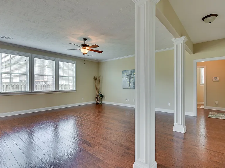 5458 Everlook Cir — Photo 14
