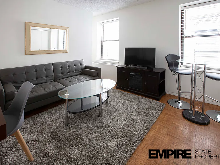150 W 51st St #2012 — Photo 3