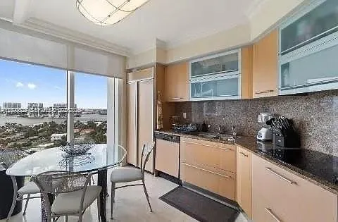Ocean Three Condo — Photo 4