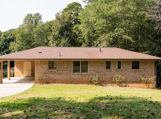 210 Shannon Forest Dr, Westminster, SC 29693