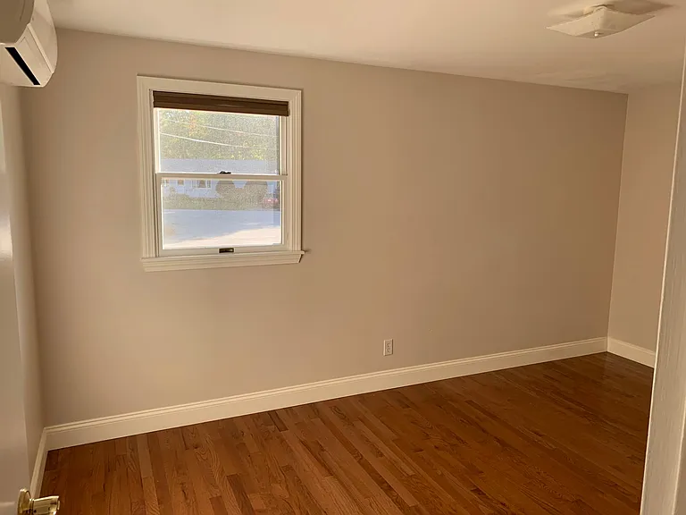 16 Saran Ave #1 — Photo 7