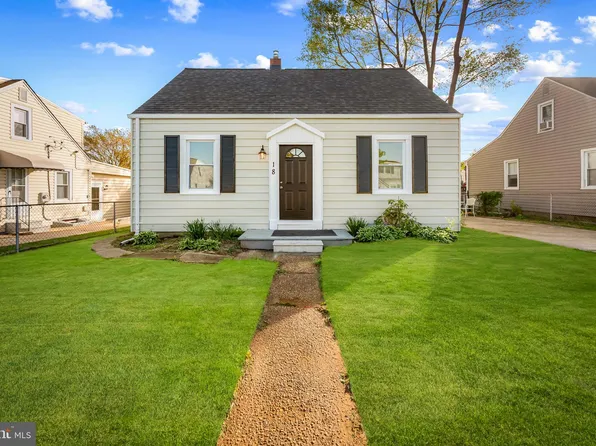 18 Crafton Rd, Essex, MD 21221