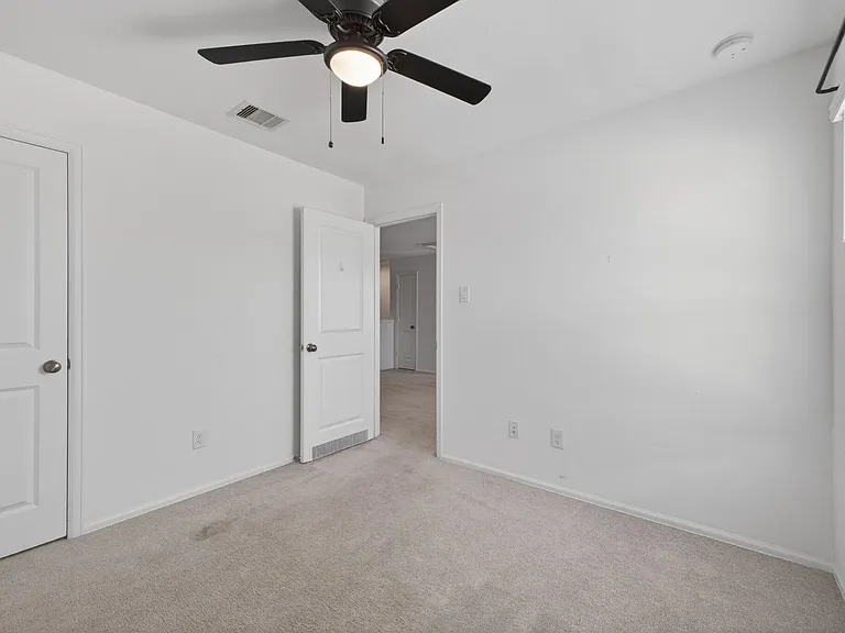 1519 Twilight Green Dr — Photo 31