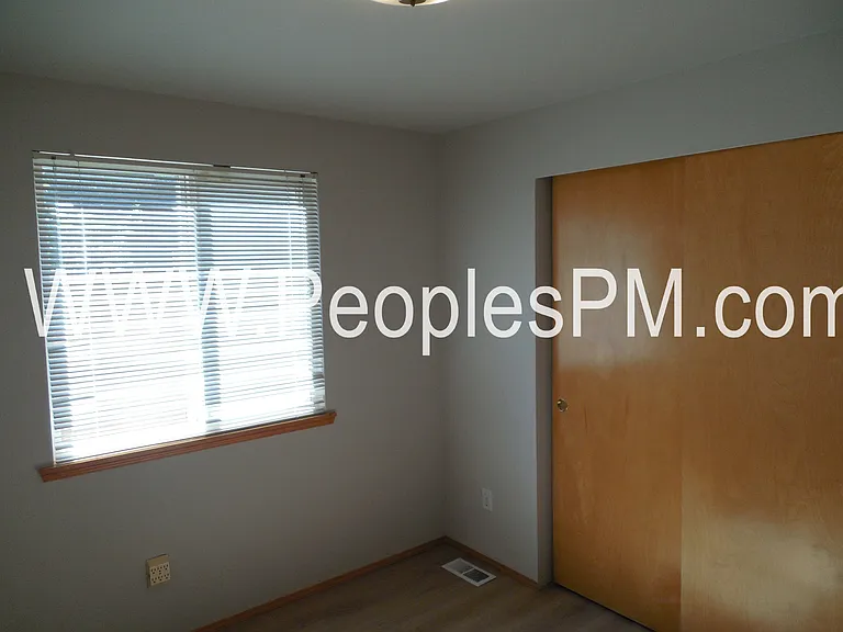 25923 201st Ct SE — Photo 20