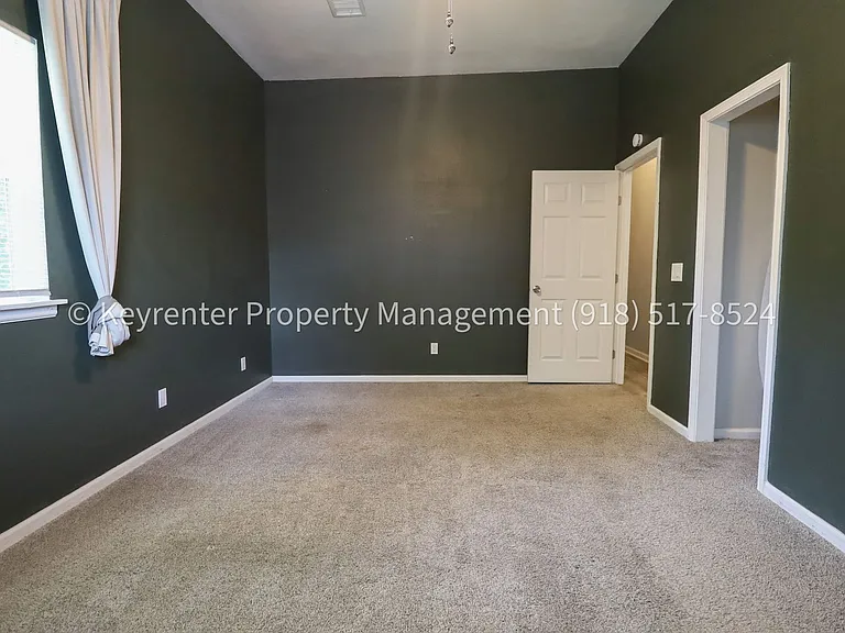 1324 N Cheyenne Ave — Photo 26