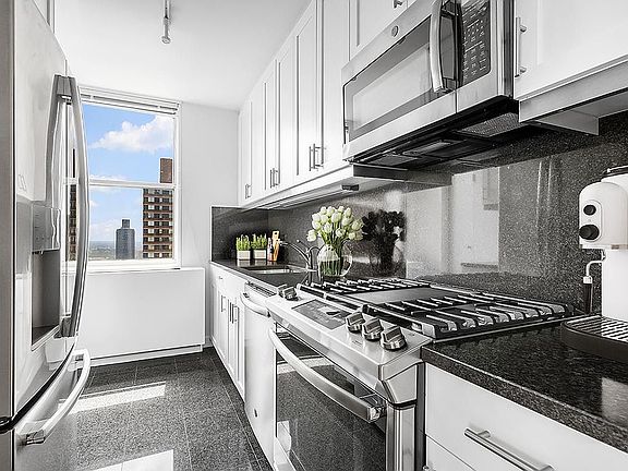 5th image of 1675 York Ave APT 29C