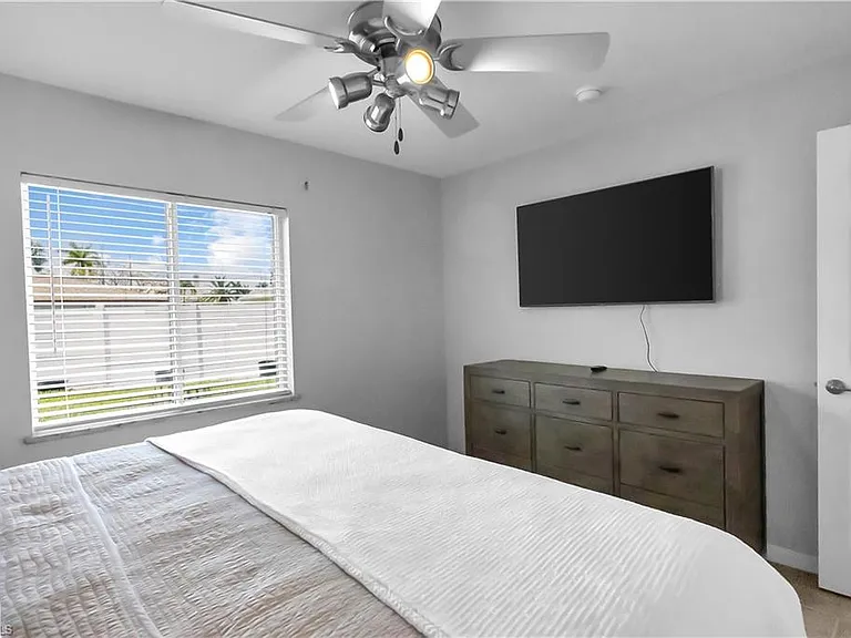 3142 SE 22nd Pl — Photo 22