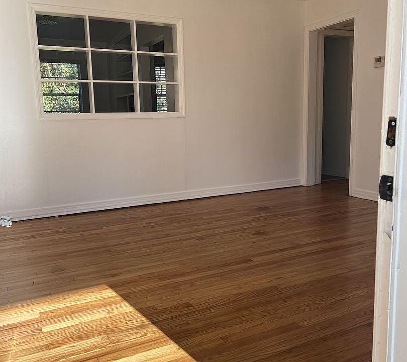 2nd image of 7011 Gaillardia Rd S