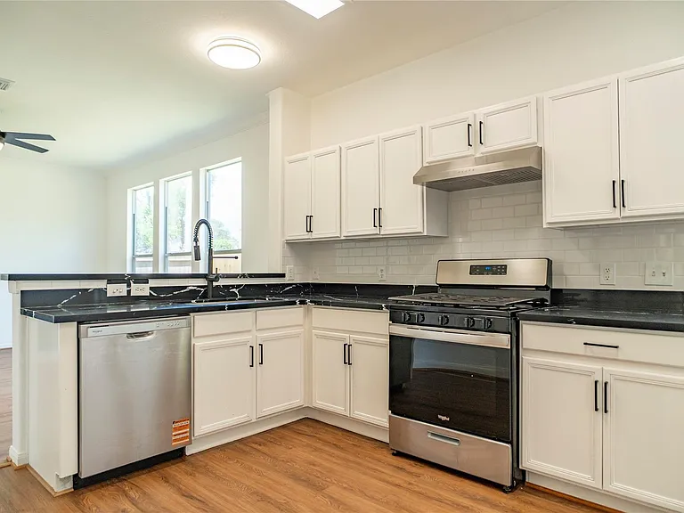16327 Woma Ct — Photo 16