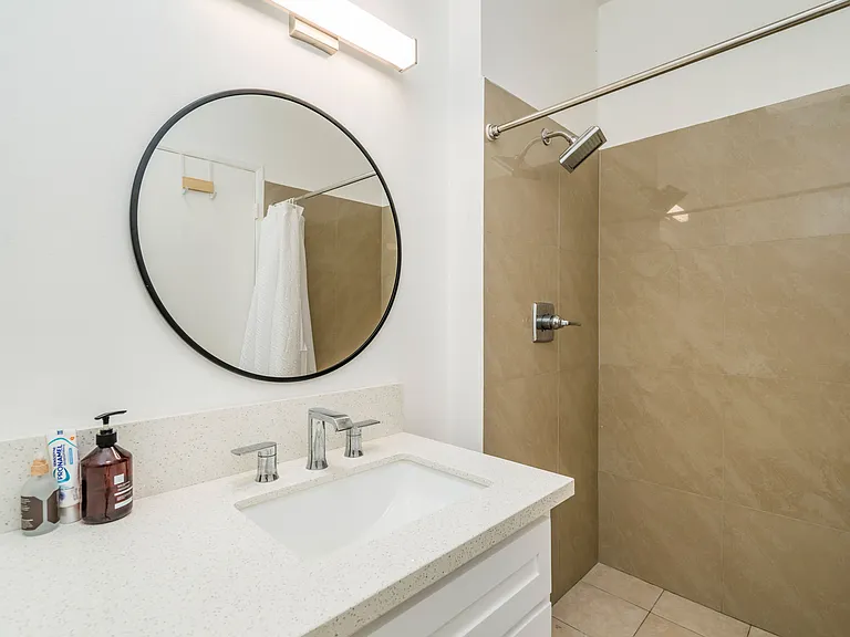 1378 S Beverly Blvd #404 — Photo 12