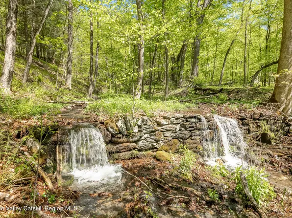 400 Overlook Drive, Hillsdale, NY 12529