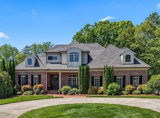 1319 Pheasant Ln, Winston Salem, NC 27106