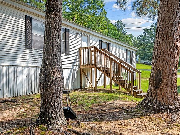 2nd image of 227 Heron Dr