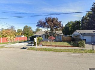 5613 E N St, Tacoma, WA 98404