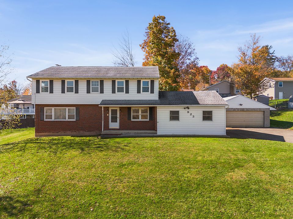 1st image of 923 Squires Ave