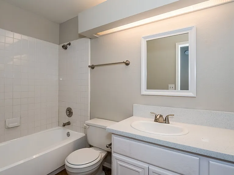 5213 Sequin Dr — Photo 13