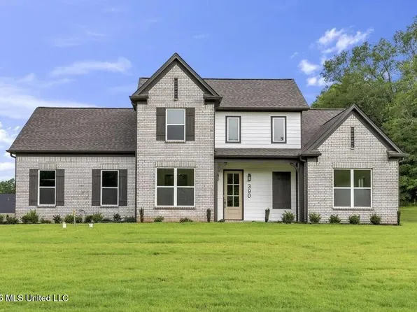 7422 Newbury Dr, Olive Branch, MS 38654