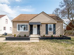 677 Central Parkway Ave SE, Warren, OH