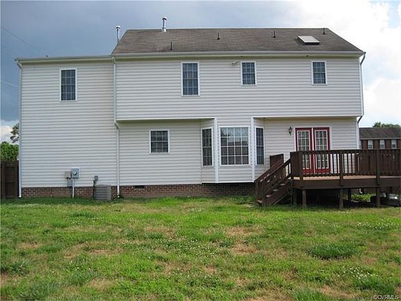 3rd image of 308 Green Hollow Ln