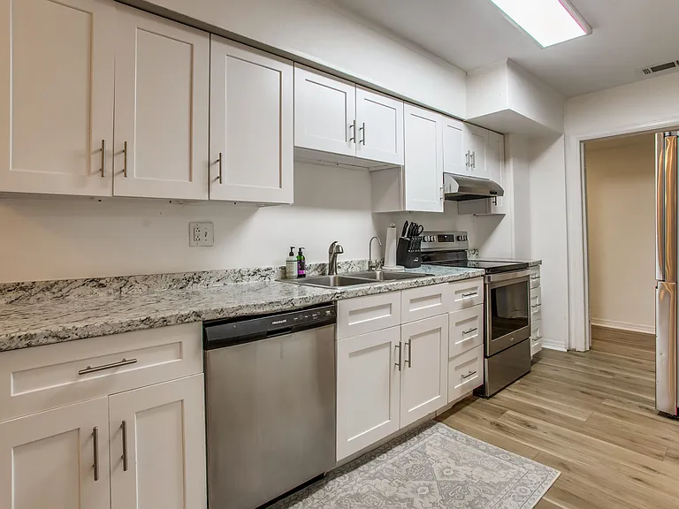102 Alba Plena St — Photo 22