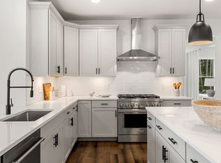 16 Lloyd Cir #30, Norton, MA 02766