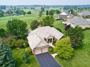 6332 Longwood Rd, Libertyville, IL 60048