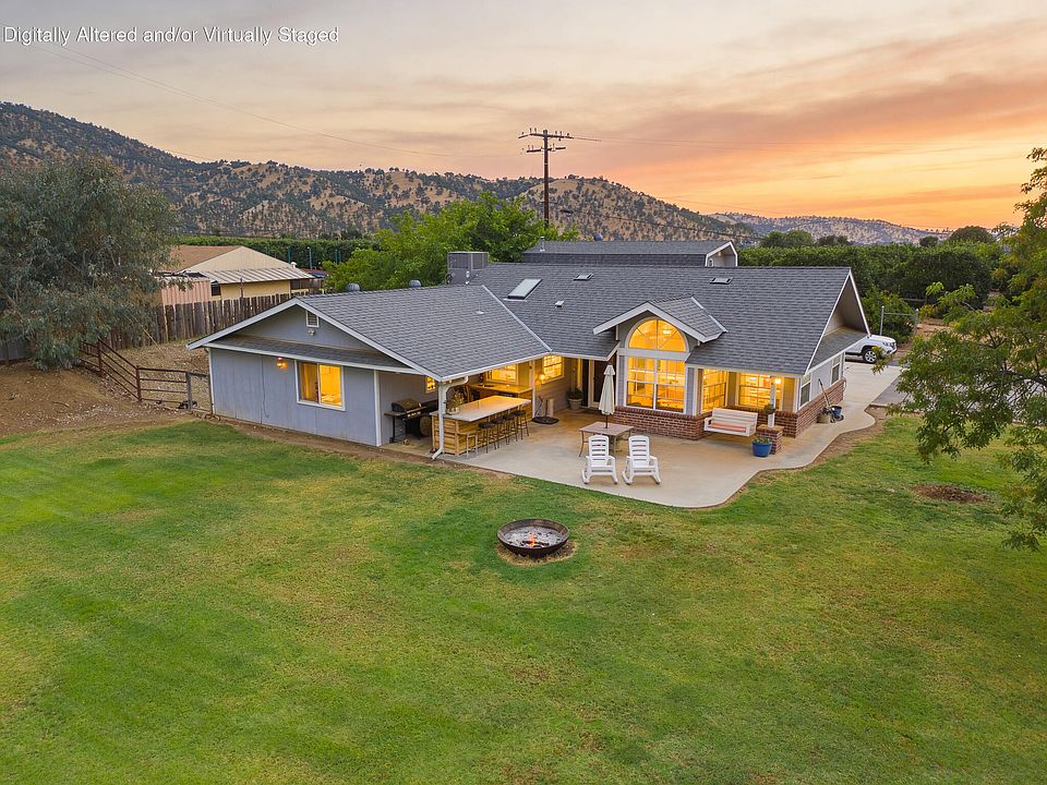 1st image of 33614 Globe Drive