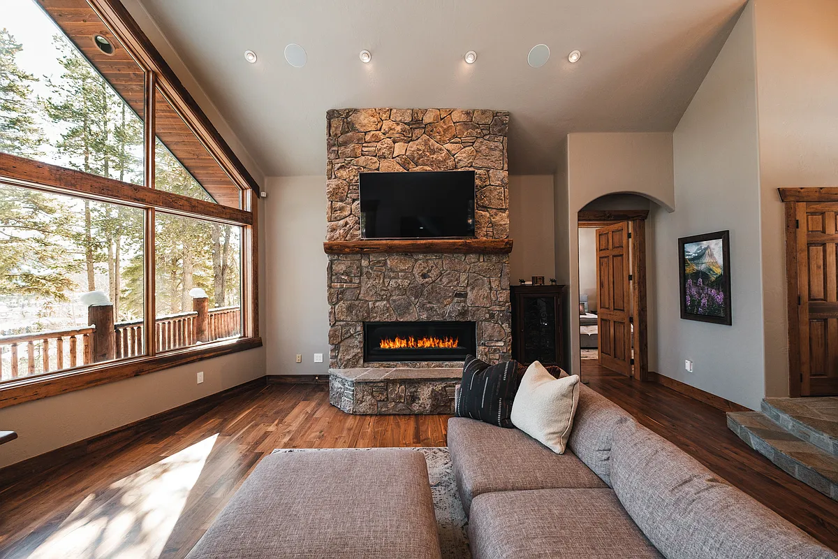 Building Photo - 114 Windwood Cir
