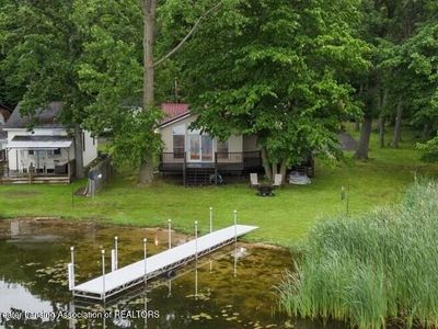 1520 Shepard St, Crystal, MI, 48818