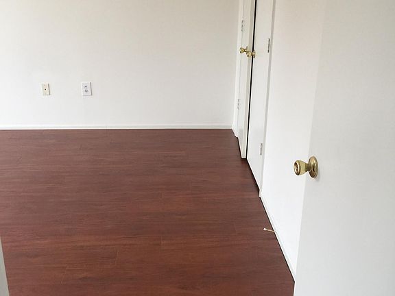 5th image of 20047 Dunstable Cir