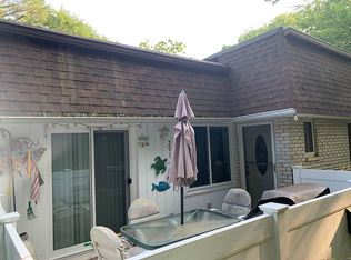 295 Birchwood Rd, Medford, NY 11763