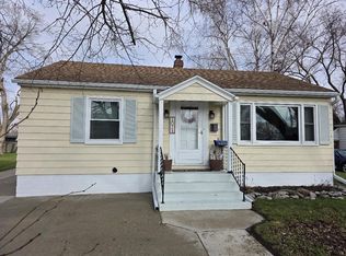 1024 S Main St, Jefferson, WI 53549