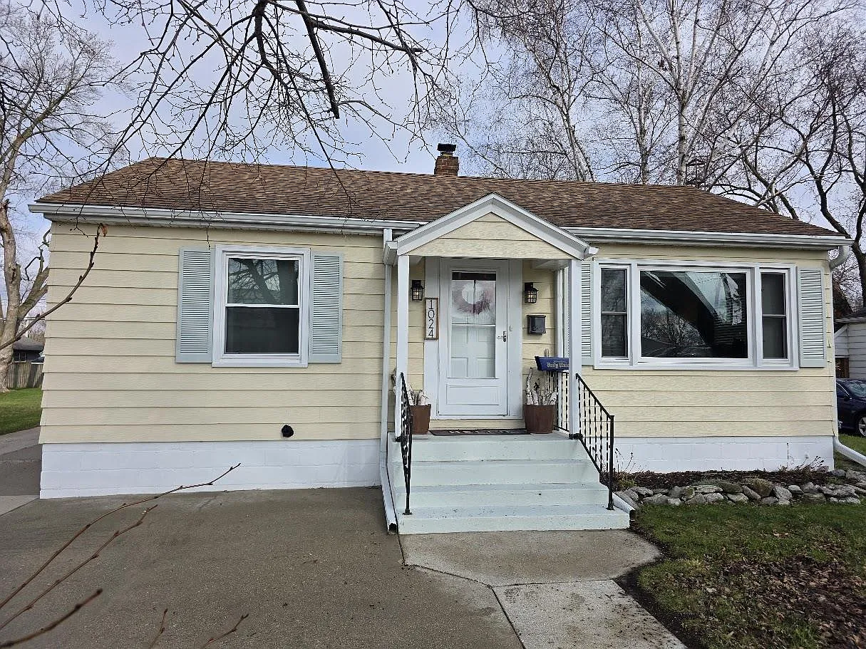 1024 South Main Street photo 1