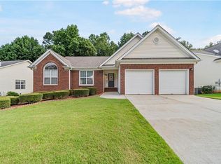 992 Noble Oak Ct, Lawrenceville, GA 30046