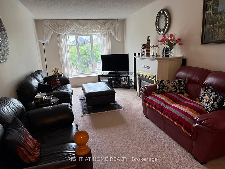 5392 Marblewood Dr — Photo 3