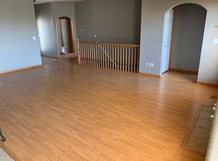 8467 Sonata Ln, Wellington, CO 80549