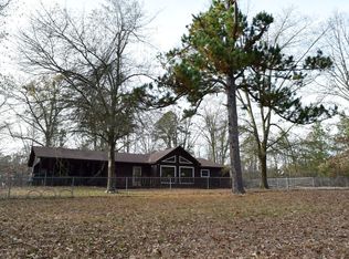 1667 Rainbow Trout Rd, Broken Bow, OK 74728