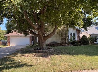 1327 W Riverside Street, Springfield, MO 65807