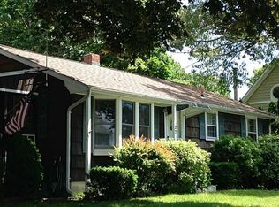 27 Harbour Island Rd, Narragansett, RI 02882