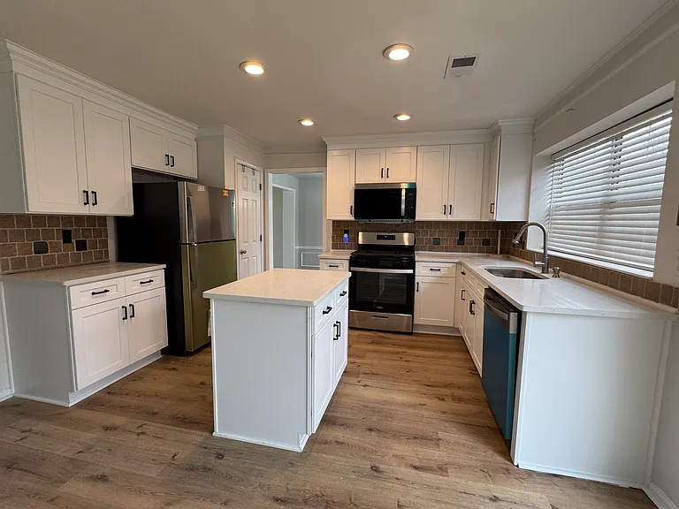11780 Carriage Park Ln — Photo 26