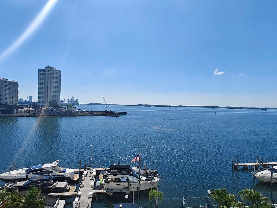 1st image of 801 Brickell Bay Dr APT 469