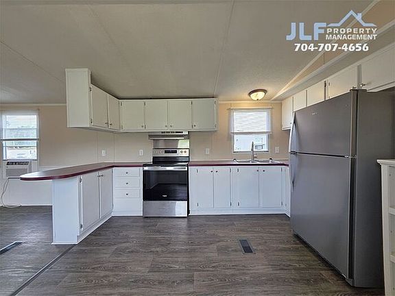 4th image of 6870 Frankfurt Dr