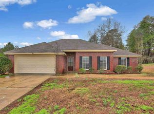 841 Springfield Ct, Ridgeland, MS 39157