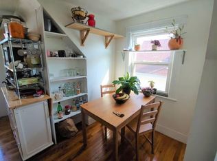 9 Dartmouth St #2, Somerville, MA 02145