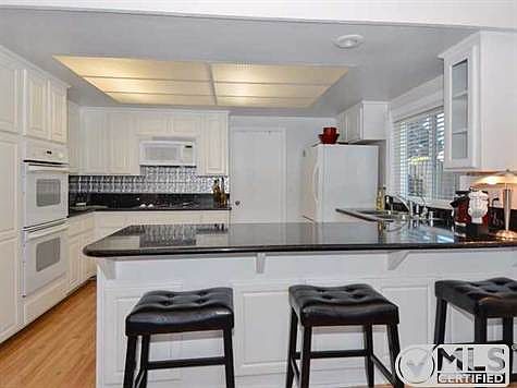 5th image of 1416 Westwood Pl