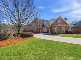 759 Lake Crest Dr, Hoover, AL 35226