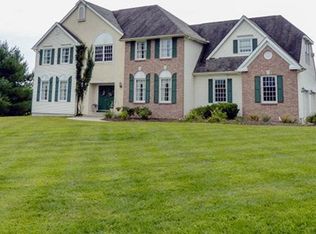 3 Wheatsheaf Ct, New Hope, PA 18938