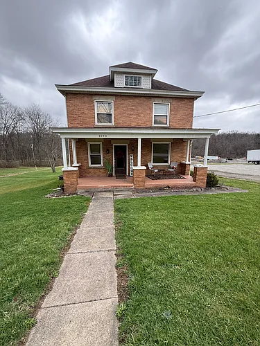 1090 E National Pike Photo 1